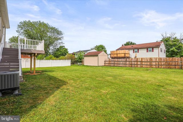 2 CAROLE CT, Gettysburg, PA 17325