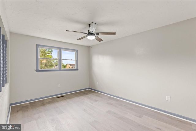 2 CAROLE CT, Gettysburg, PA 17325