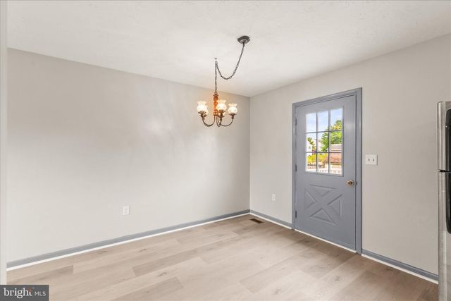 2 CAROLE CT, Gettysburg, PA 17325