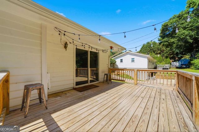 1484 Dupree Road, Woodstock, GA 30189