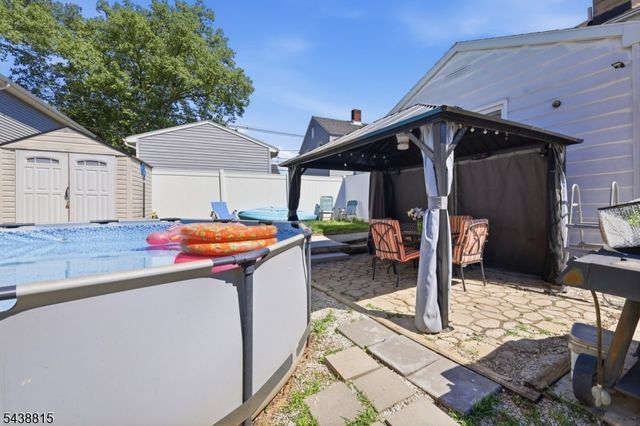 892 Gates St, Phillipsburg Town, NJ 08865