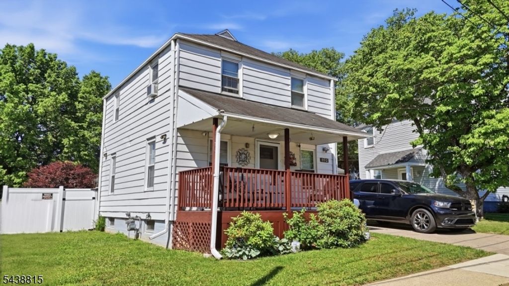 892 Gates St, Phillipsburg Town, NJ 08865