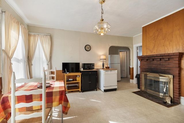 9 Lookout Terrace, Lynn, MA 01902