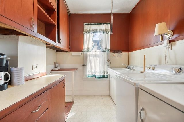 9 Lookout Terrace, Lynn, MA 01902