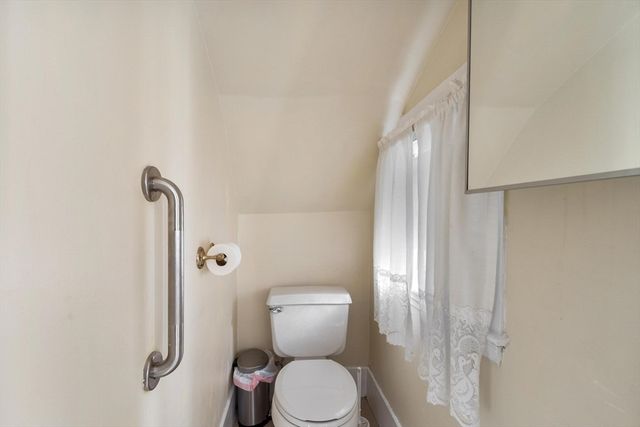 9 Lookout Terrace, Lynn, MA 01902