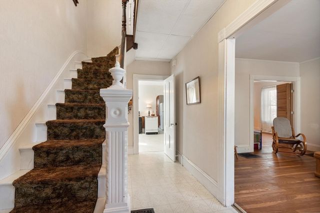 9 Lookout Terrace, Lynn, MA 01902