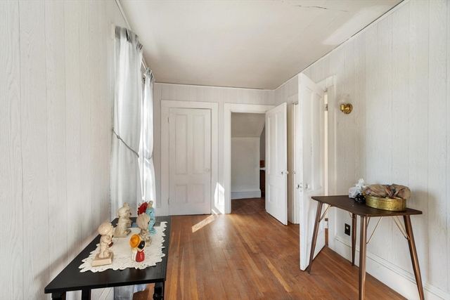 9 Lookout Terrace, Lynn, MA 01902