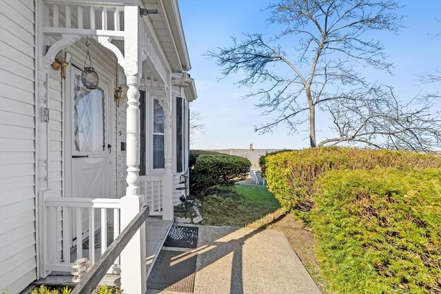 9 Lookout Terrace, Lynn, MA 01902