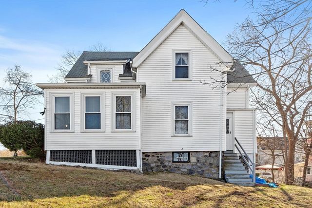 9 Lookout Terrace, Lynn, MA 01902