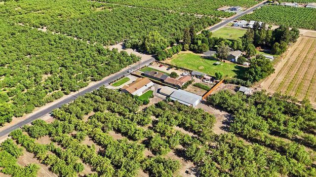 3015 S Waring Rd, Denair, CA 95316