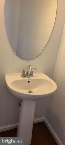 7538 STONEHOUSE RUN DR, Glen Burnie, MD 21060