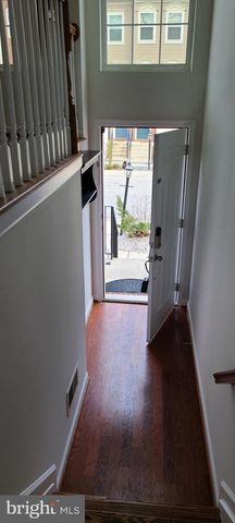 7538 STONEHOUSE RUN DR, Glen Burnie, MD 21060