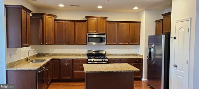 7538 STONEHOUSE RUN DR, Glen Burnie, MD 21060
