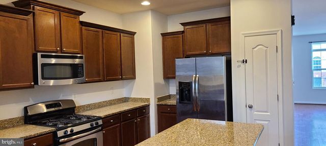 7538 STONEHOUSE RUN DR, Glen Burnie, MD 21060