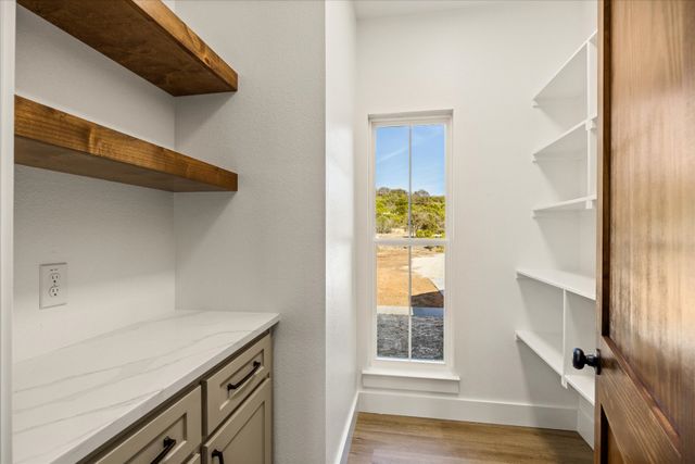 410 Hidden Lake, Bluff Dale, TX 76433