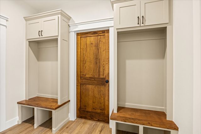 410 Hidden Lake, Bluff Dale, TX 76433