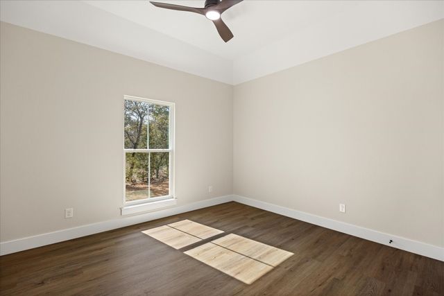 410 Hidden Lake, Bluff Dale, TX 76433