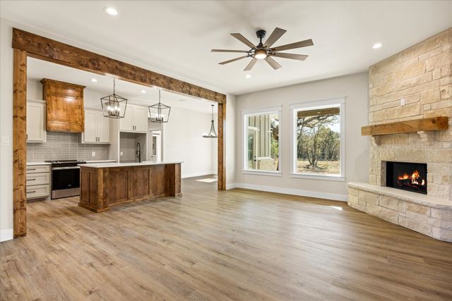 410 Hidden Lake, Bluff Dale, TX 76433