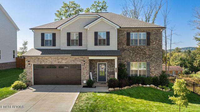 212 Aspen Drive, Lenoir City, TN 37771