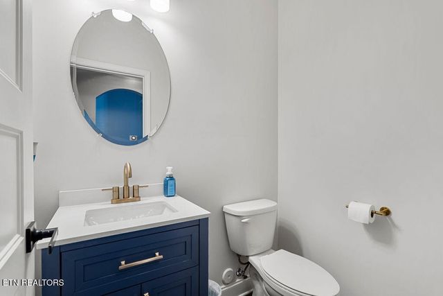 212 Aspen Drive, Lenoir City, TN 37771