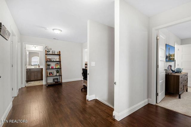 212 Aspen Drive, Lenoir City, TN 37771