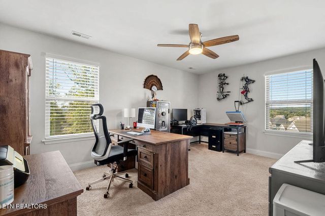 212 Aspen Drive, Lenoir City, TN 37771