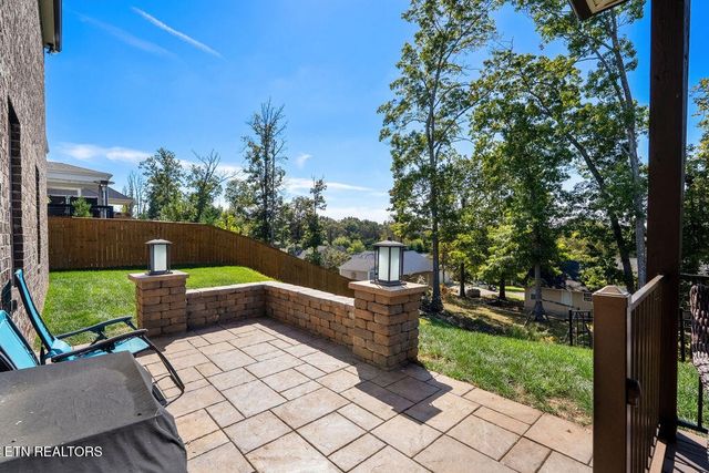 212 Aspen Drive, Lenoir City, TN 37771