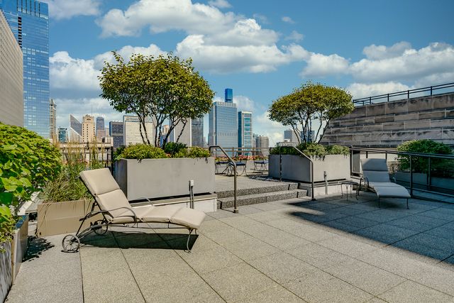 310 S Michigan Avenue 1900, Chicago, IL 60604