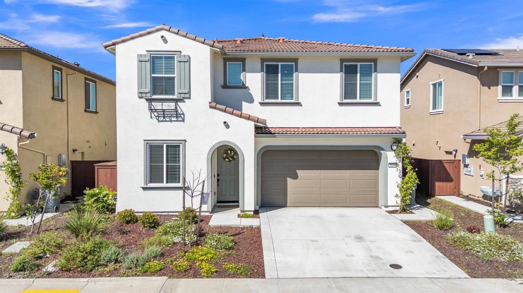 3269 Sherman Way, Folsom, CA 95630