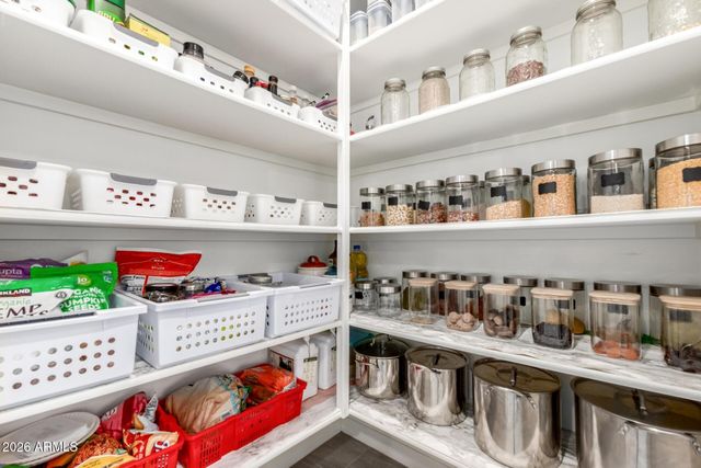 2539 E PELICAN Drive, Gilbert, AZ 85297