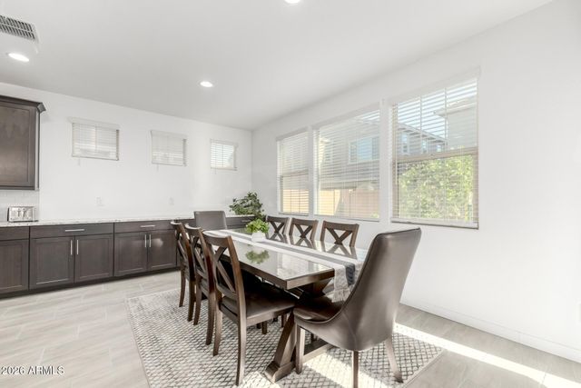 2539 E PELICAN Drive, Gilbert, AZ 85297