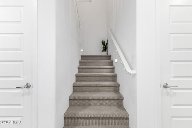 2539 E PELICAN Drive, Gilbert, AZ 85297