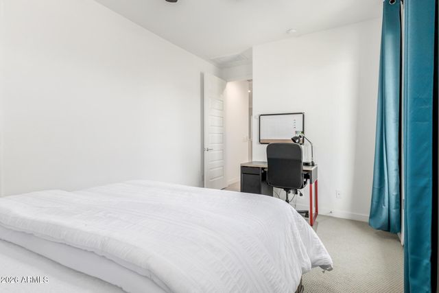 2539 E PELICAN Drive, Gilbert, AZ 85297