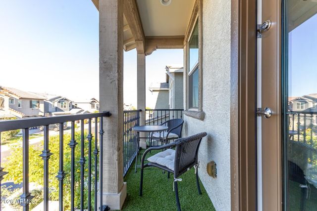 2539 E PELICAN Drive, Gilbert, AZ 85297