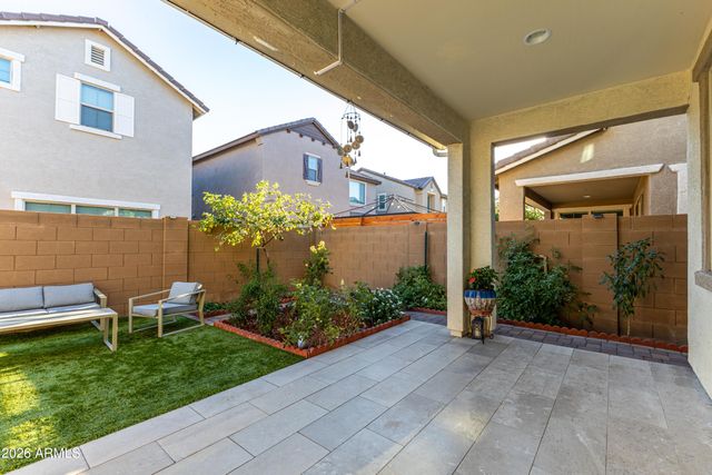 2539 E PELICAN Drive, Gilbert, AZ 85297