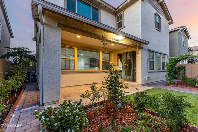 2539 E PELICAN Drive, Gilbert, AZ 85297