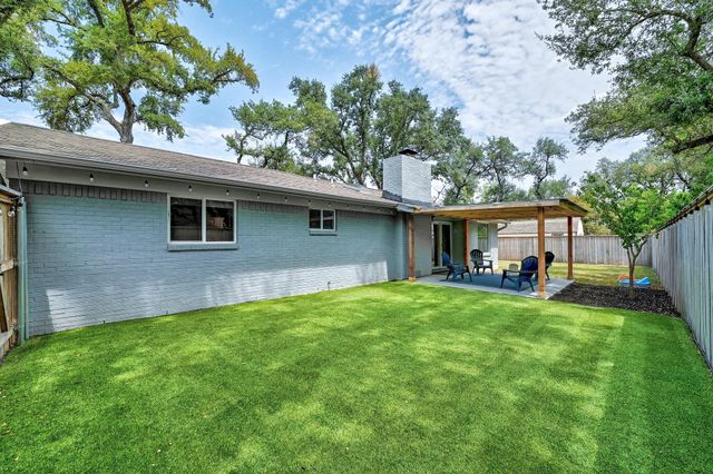 1006 S Riviera CIR, Cedar Park, TX 78613