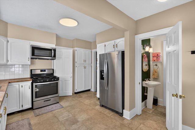 328 Glenhaven Avenue Nw, City Of Grand Rapids, MI 49504