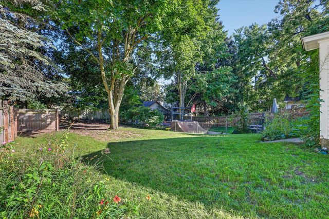 328 Glenhaven Avenue Nw, City Of Grand Rapids, MI 49504