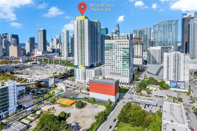 185 SW 7th St 2003, Miami, FL 33130