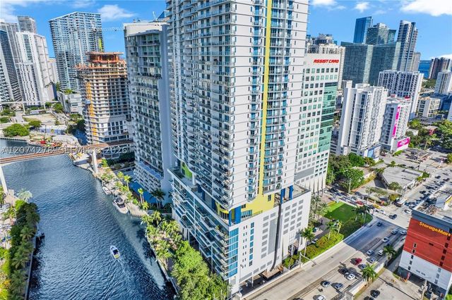 185 SW 7th St 2003, Miami, FL 33130