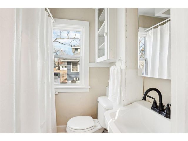 1824 & 1822 Stillwater Avenue E, Saint Paul, MN 55119