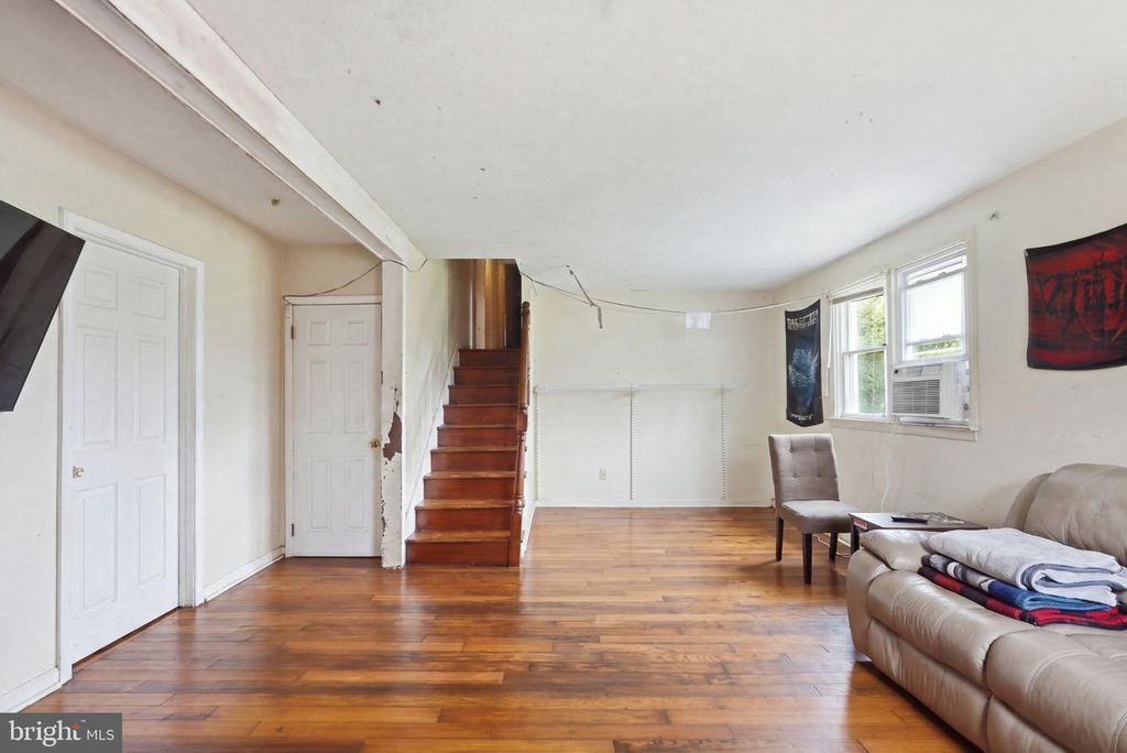 942 ROSA AVE, Croydon, PA 19021 — photo 5