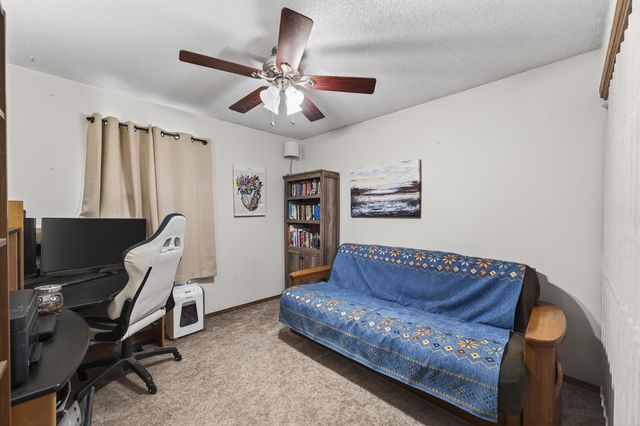 265 W Village Lake Dr, Derby, KS 67037