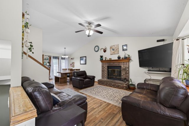 265 W Village Lake Dr, Derby, KS 67037