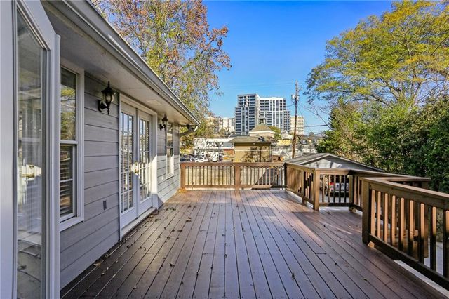 22 Peachtree Hills NE Avenue, Atlanta, GA 30305