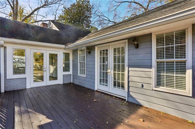 22 Peachtree Hills NE Avenue, Atlanta, GA 30305