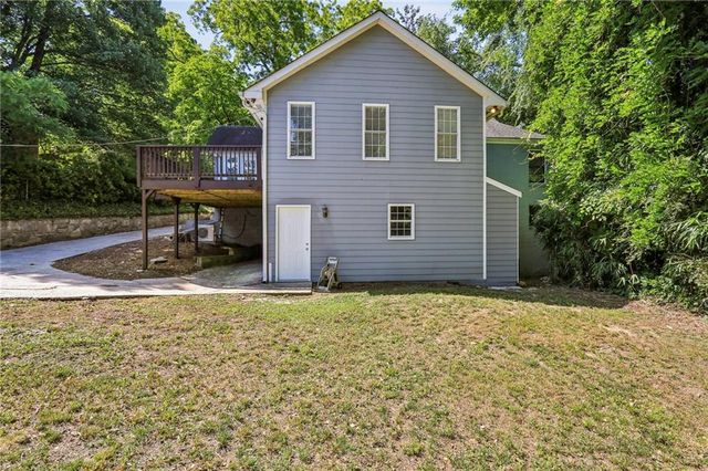22 Peachtree Hills Avenue NE, Atlanta, GA 30305