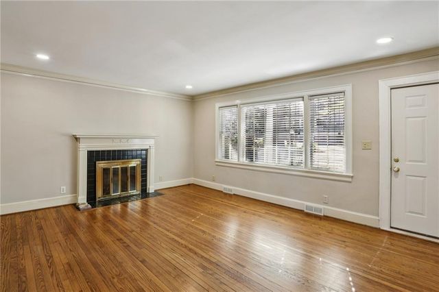 22 Peachtree Hills NE Avenue, Atlanta, GA 30305