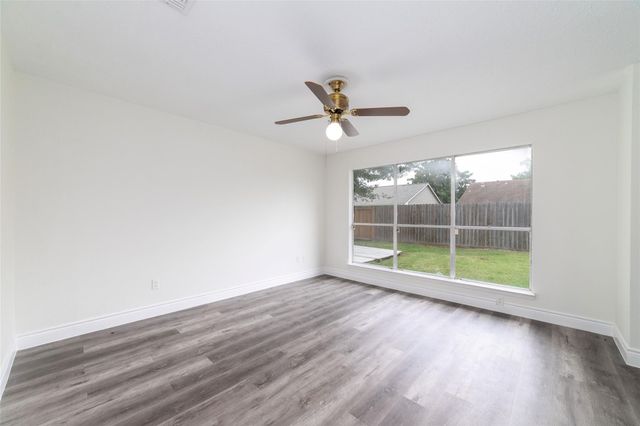 2106 Endicott Lane, Sugar Land, TX 77478